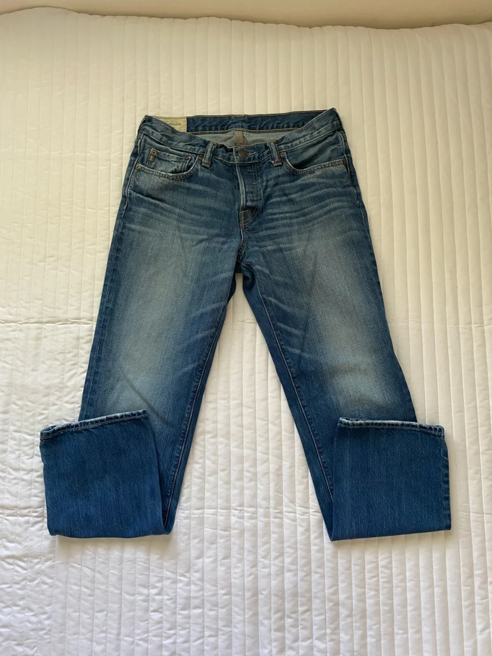Abercrombie & Fitch classic straight